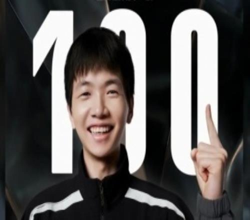 51818
